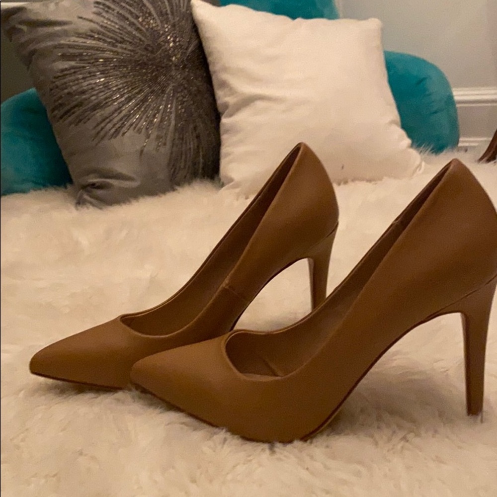 Tan skinny heels